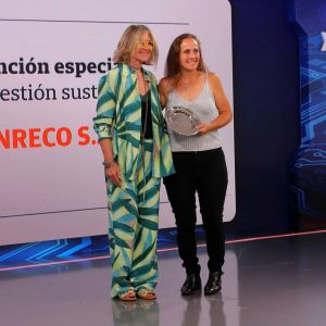 María Beatriz Pilu Giraudo, Rurales Gabriela Debenedetti, Enreco S.A